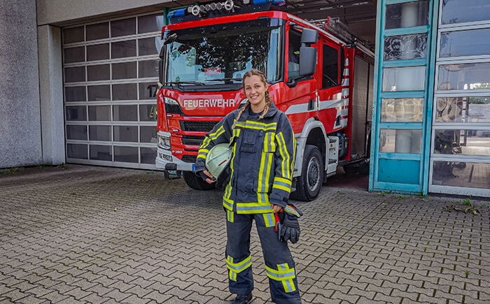 Jasmin Wolz - Feuerwehrfrau